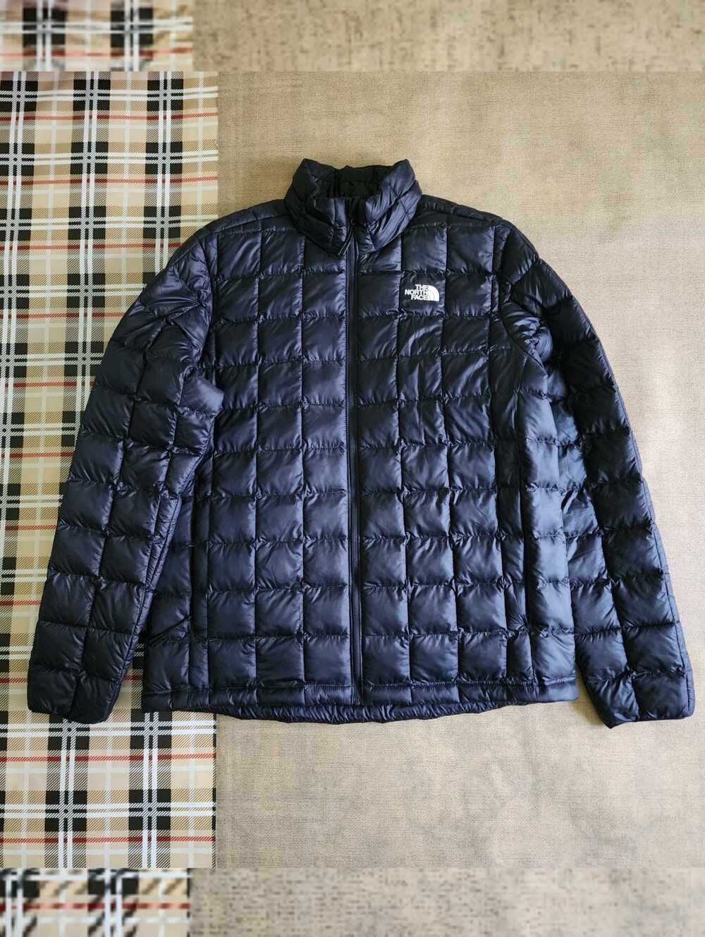 The North Face Men's Black ThermoBall Eco Insulated Jacket L - Picture 8 of 13